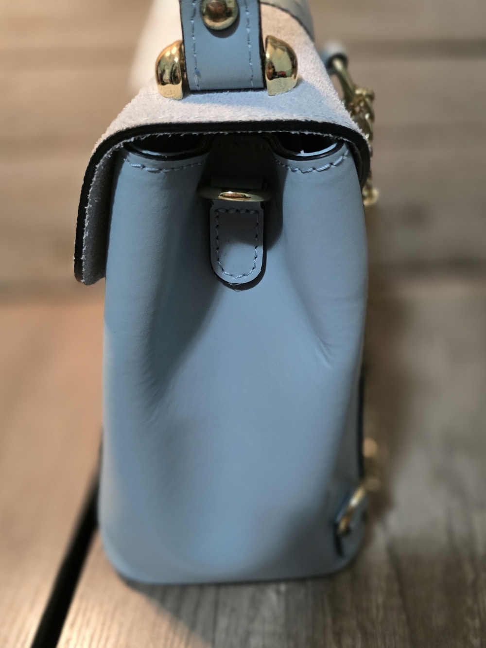 Viola Castellani light blue Italian leather bag. - Picture 3 of 6